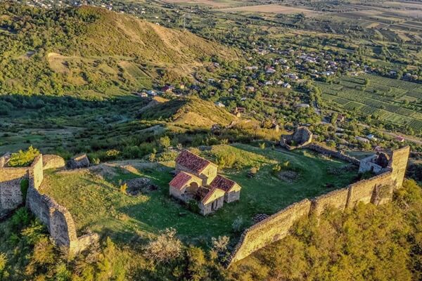 Manavi fortress 