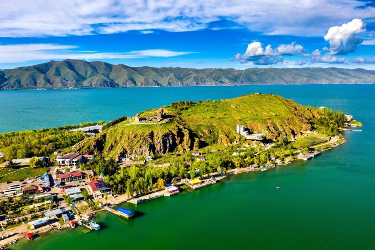 Dilijan & Sevan: Armenia in One Day